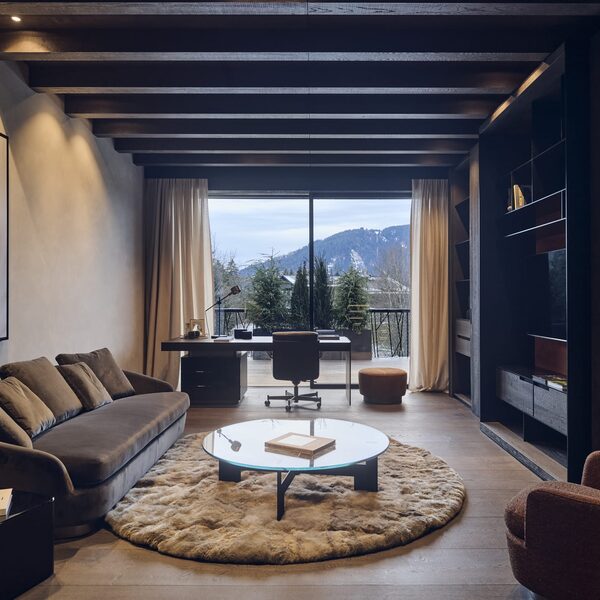 Chalet S